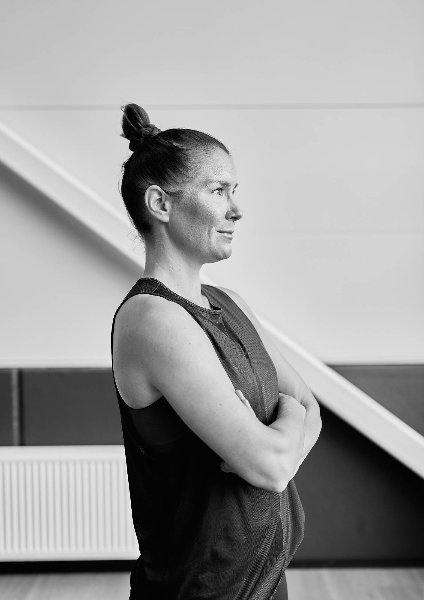 Moi! Olen Viivi ja ohjauskokemusta minulta löytyy noin kymmenen vuotta. Haluan jakaa liikunnan iloa asiakkailleni. Ohjaajana haluan olla innostava ja huomioiva ja toivon, että tunneilleni on jokaisen helppo tulla täysin omana itsenään.